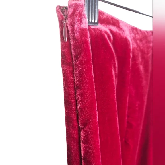By Anthropologie Monti Velvet Skirt, Size 2, Raspberry, NWT - Picture 8 of 12